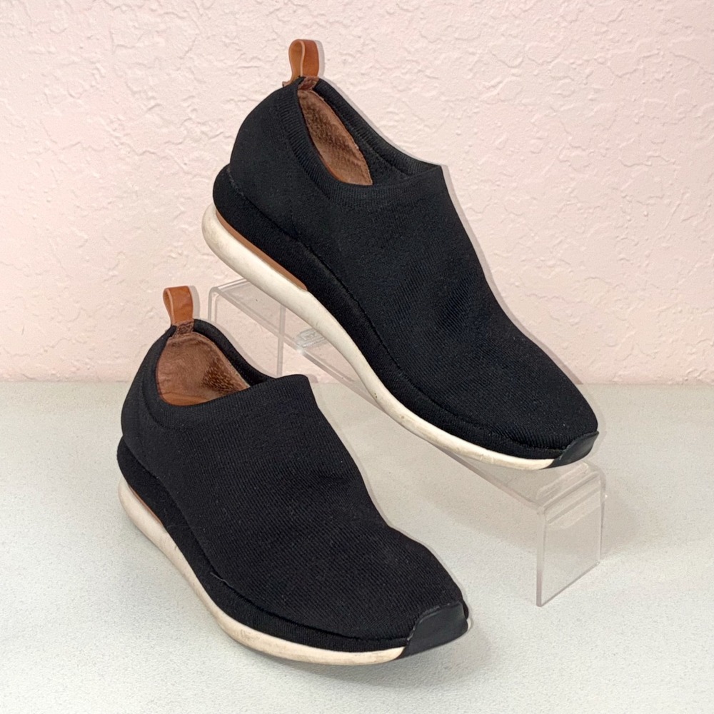 Gentle Souls Raina sneakers Womens 8 M Black Memory foam Slip on Comfort Travel